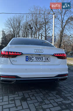 Седан Audi A4 2020 в 