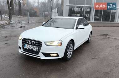 Седан Audi A4 2012 в Чернігові