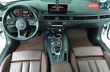 Седан Audi A4 2018 в Львове