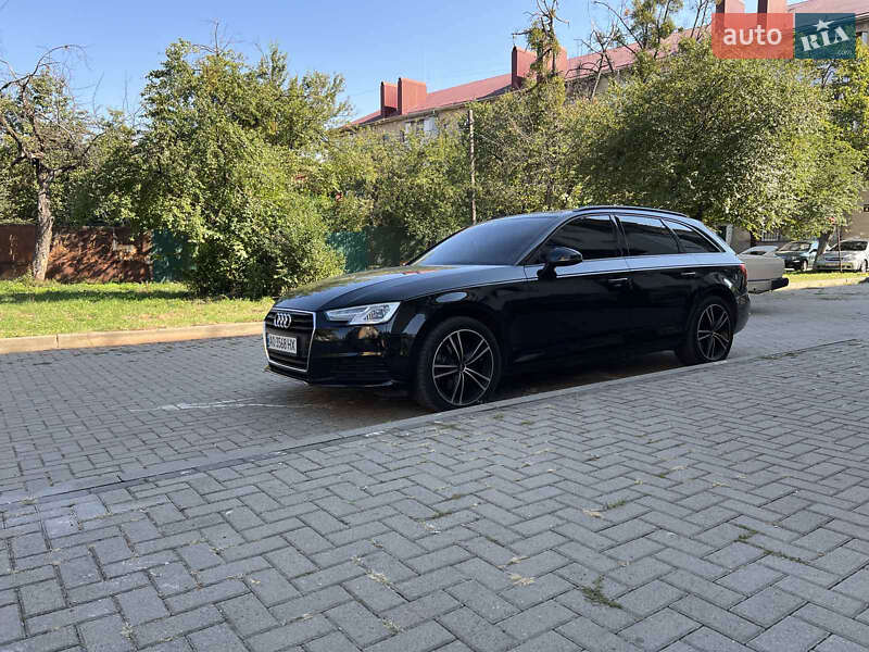 Універсал Audi A4 2017 в Ужгороді