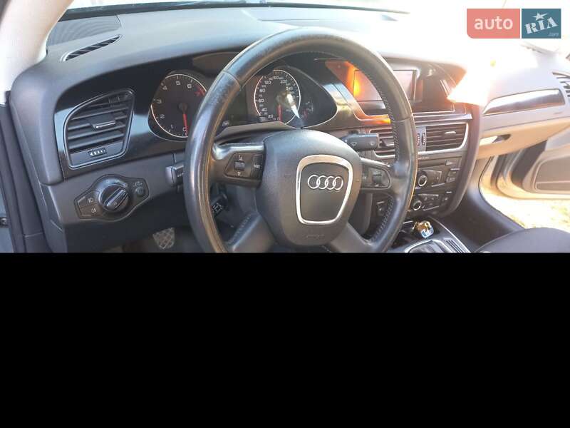 Седан Audi A4 2008 в Калуше