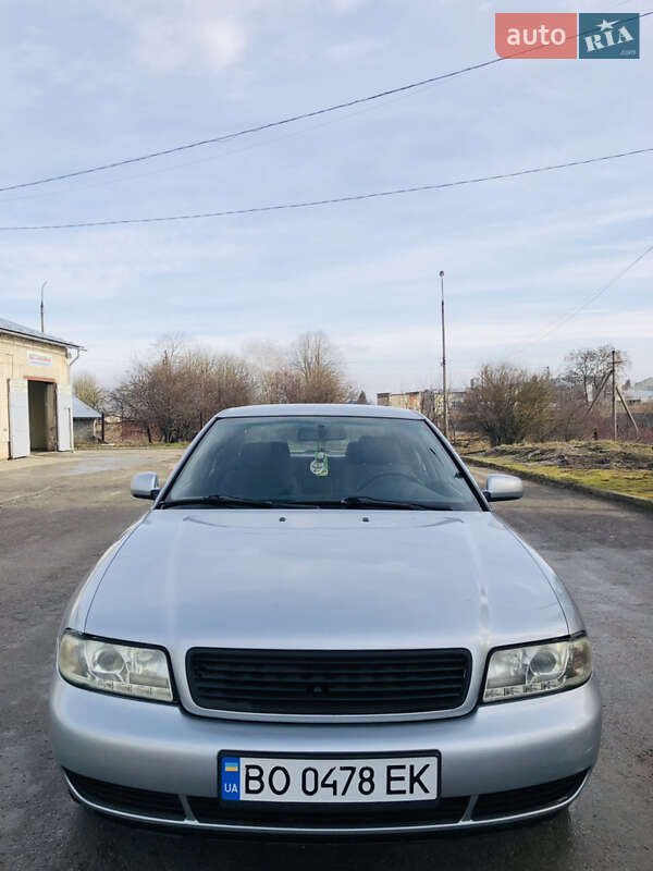 Седан Audi A4 1998 в Тернополе