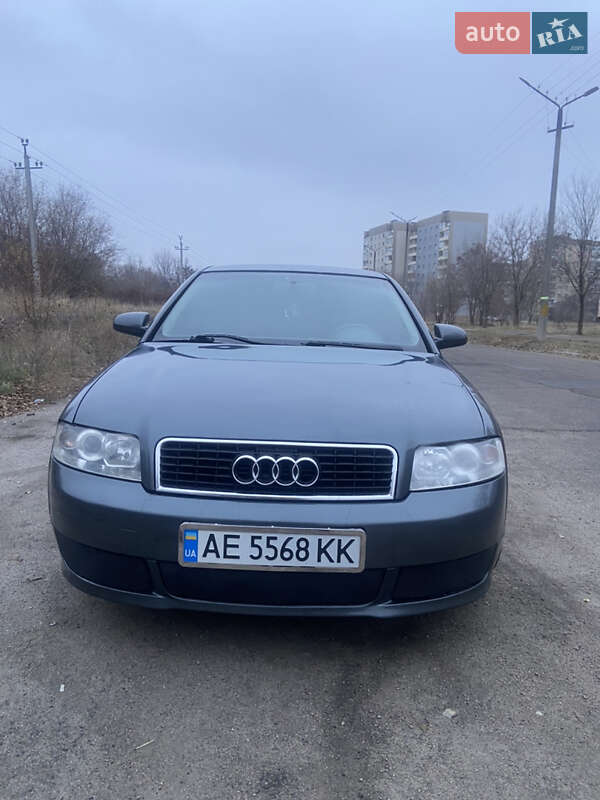 Седан Audi A4 2001 в Желтых Водах