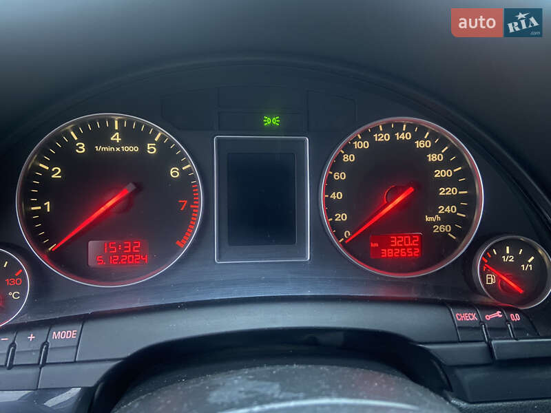 Седан Audi A4 2001 в Желтых Водах