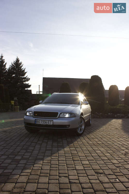 Универсал Audi A4 2001 в 