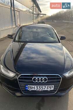 Седан Audi A4 2014 в 