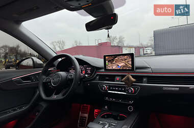 Седан Audi A4 2015 в Киеве