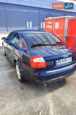 Седан Audi A4 2003 в 