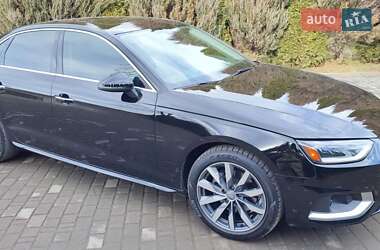 Седан Audi A4 2020 в 
