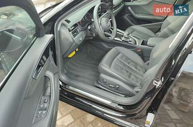 Седан Audi A4 2020 в 