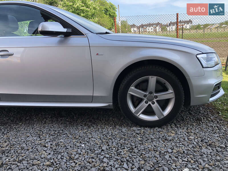 Седан Audi A4 2014 в Львове