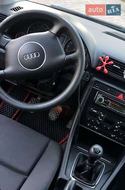 Универсал Audi A4 2001 в Владимирце