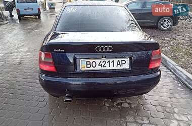 Седан Audi A4 1997 в 