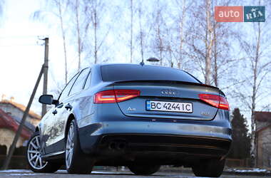 Седан Audi A4 2016 в Дрогобыче