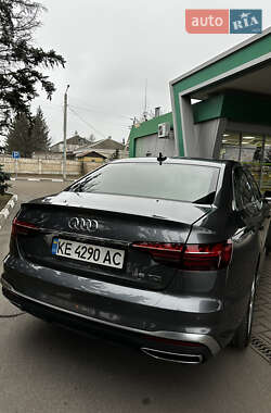 Седан Audi A4 2020 в 