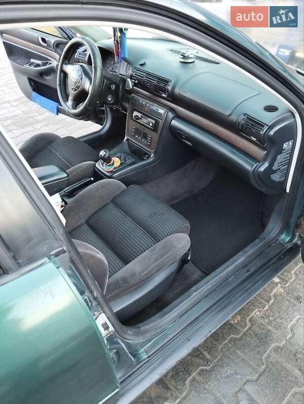Универсал Audi A4 1996 в Тернополе