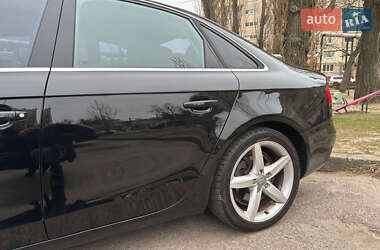 Седан Audi A4 2012 в Днепре