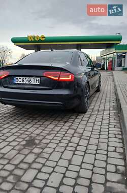 Седан Audi A4 2012 в 