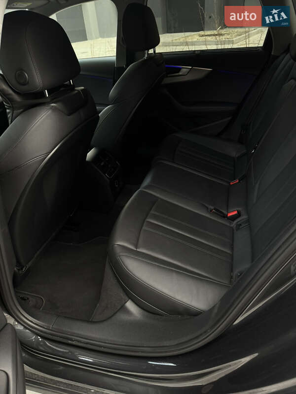 Універсал Audi A4 2019 в Івано-Франківську
