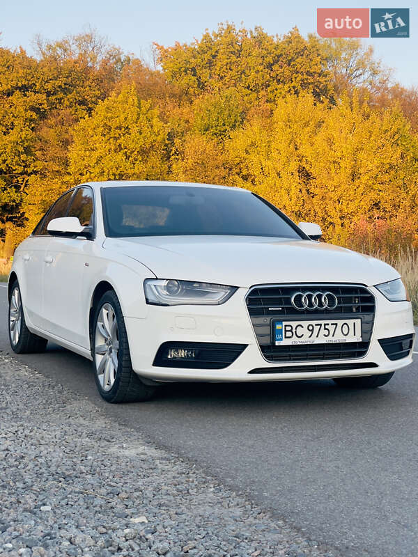 Седан Audi A4 2014 в 