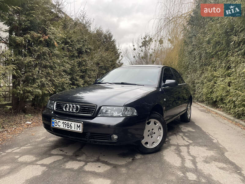 Седан Audi A4 1999 в Луцке