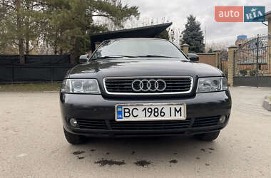 Седан Audi A4 1999 в Луцке