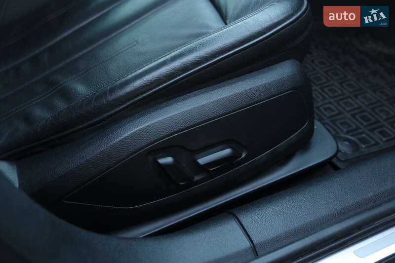 Седан Audi A4 2016 в Мукачево