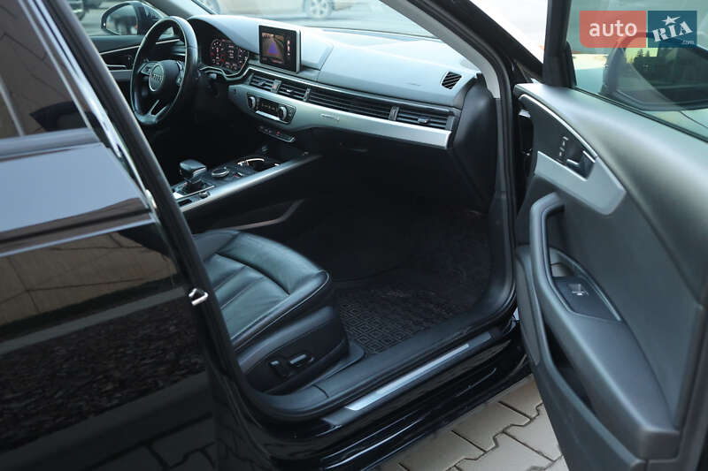 Седан Audi A4 2016 в Мукачево