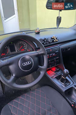 Седан Audi A4 2002 в 