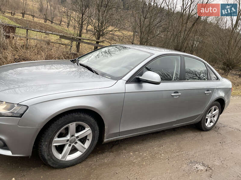 Седан Audi A4 2008 в Львове