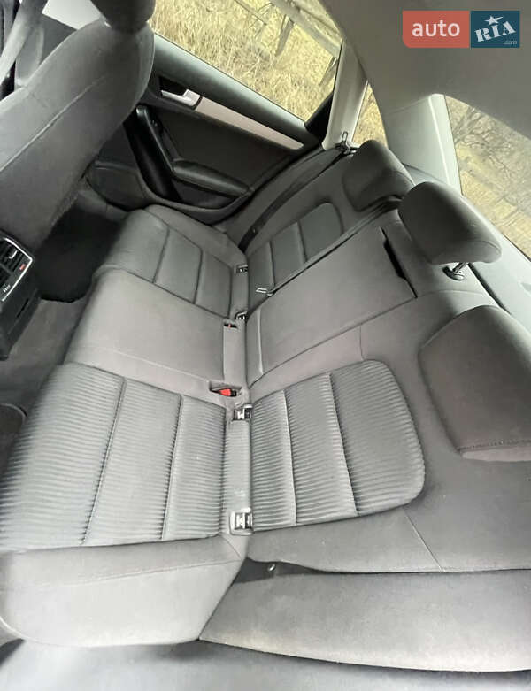 Седан Audi A4 2008 в Львове