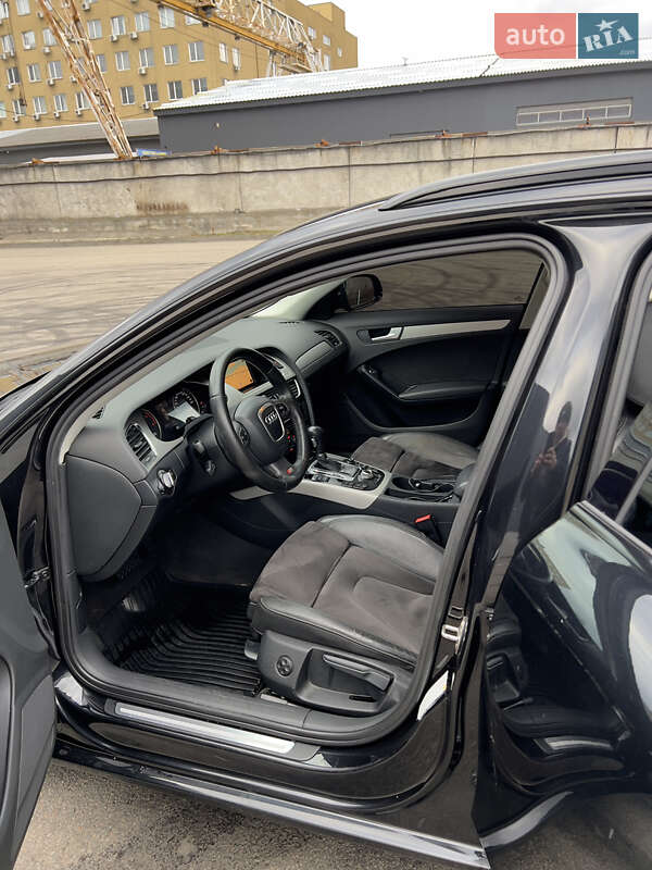 Универсал Audi A4 2010 в Киеве