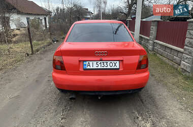 Седан Audi A4 1996 в Гоще