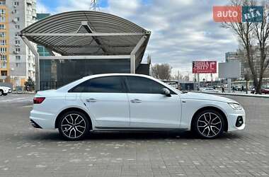 Седан Audi A4 2021 в Дніпрі