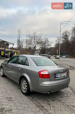 Седан Audi A4 2004 в Києві