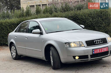 Седан Audi A4 2004 в Христиновке