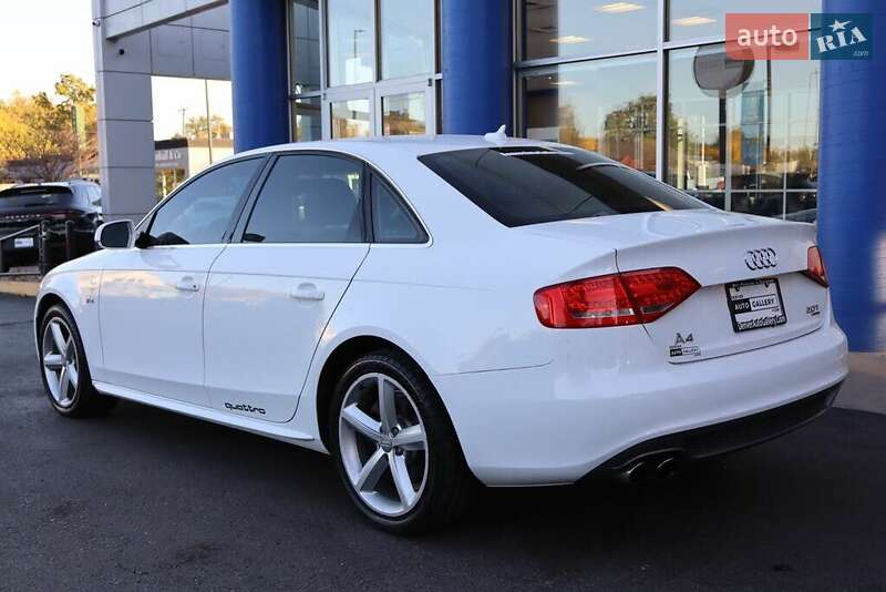 Седан Audi A4 2012 в Львові