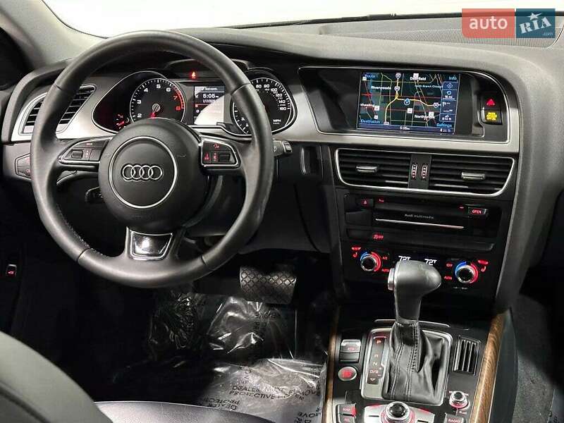 Седан Audi A4 2015 в Львове