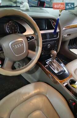 Седан Audi A4 2011 в 