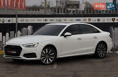 Седан Audi A4 2021 в Киеве