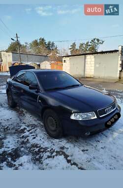 Седан Audi A4 1999 в Василькове