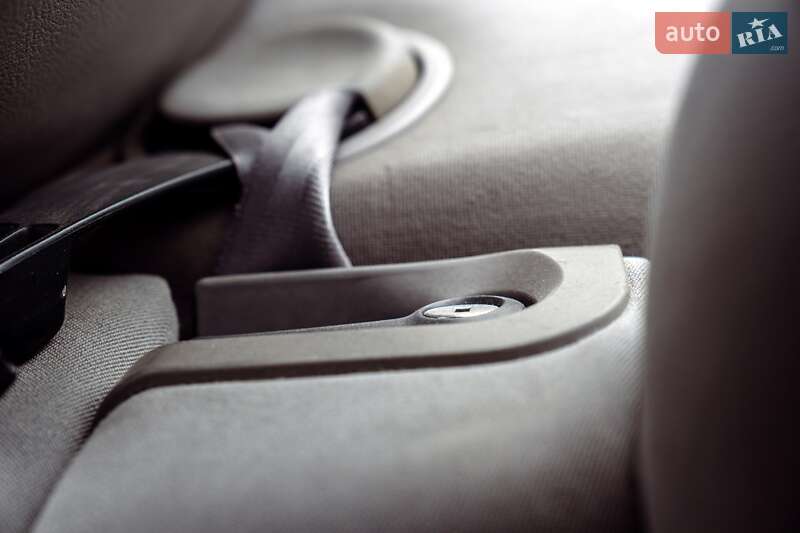 Седан Audi A4 1998 в Киеве