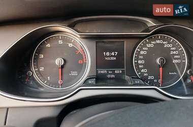 Седан Audi A4 2012 в 