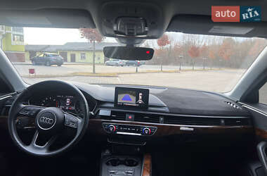 Седан Audi A4 2018 в 