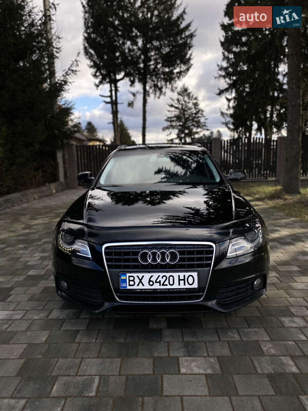 Универсал Audi A4 2011 в Староконстантинове