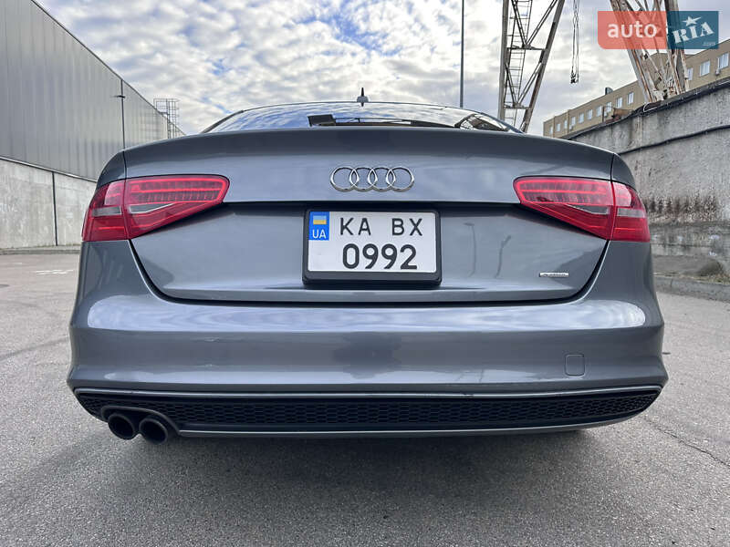 Седан Audi A4 2014 в Киеве