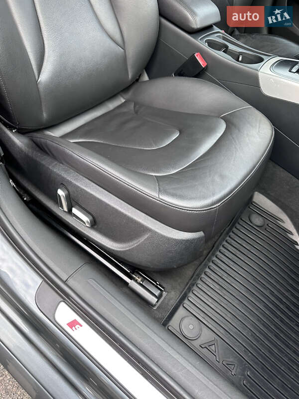 Седан Audi A4 2014 в Киеве