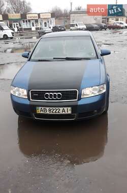 Седан Audi A4 2001 в Киеве