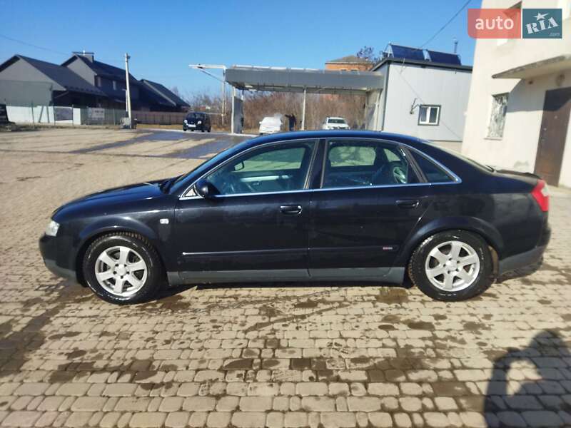 Седан Audi A4 2003 в Борщеве