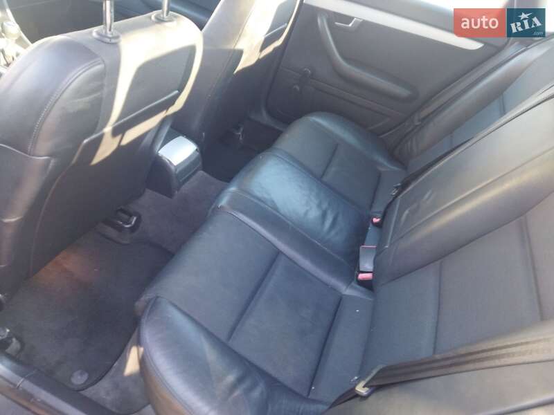 Седан Audi A4 2003 в Борщеве